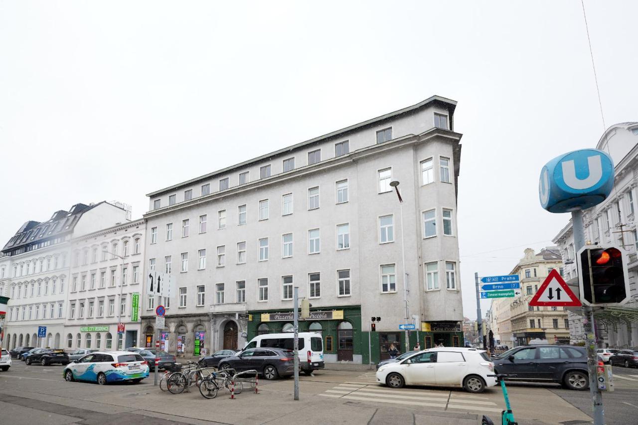 Beautiful Restored - Close To Metro - II Wenen Buitenkant foto